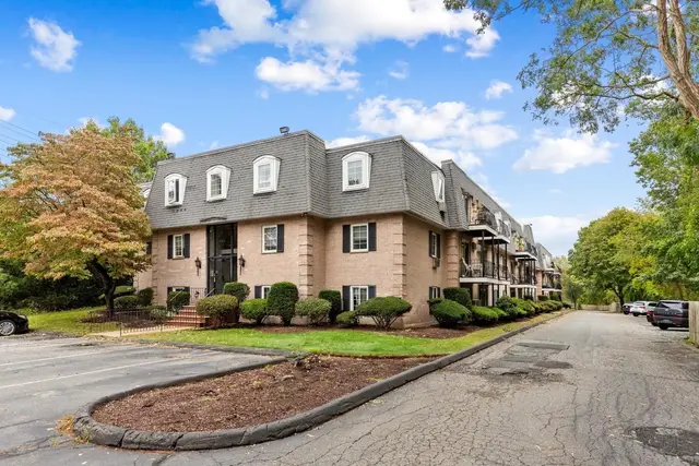 500 Northshore Road #6C