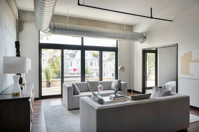 1060 Broadway #102