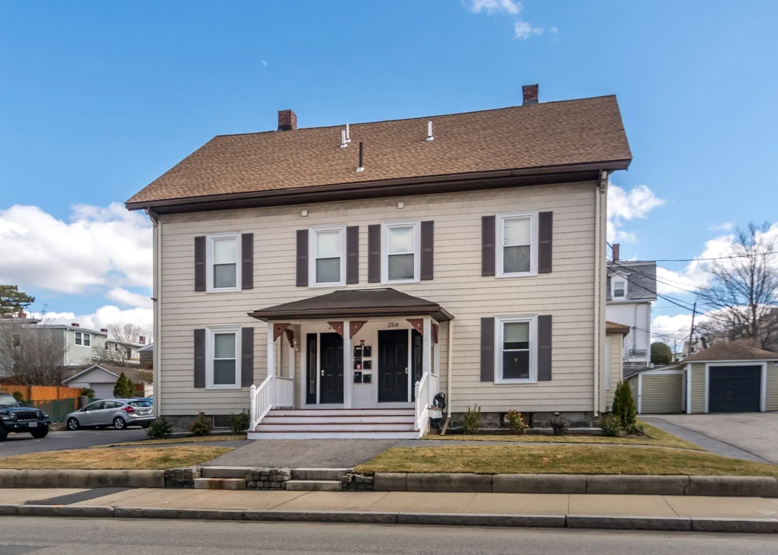 252-254 Crescent Street, Waltham