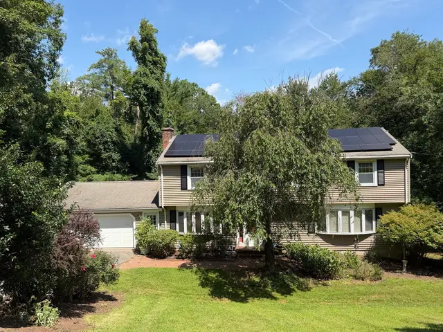 33 Carter Drive