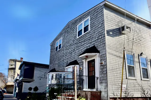 118 Pleasant Street #21B