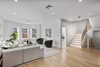 1574 Beacon #2, Brookline