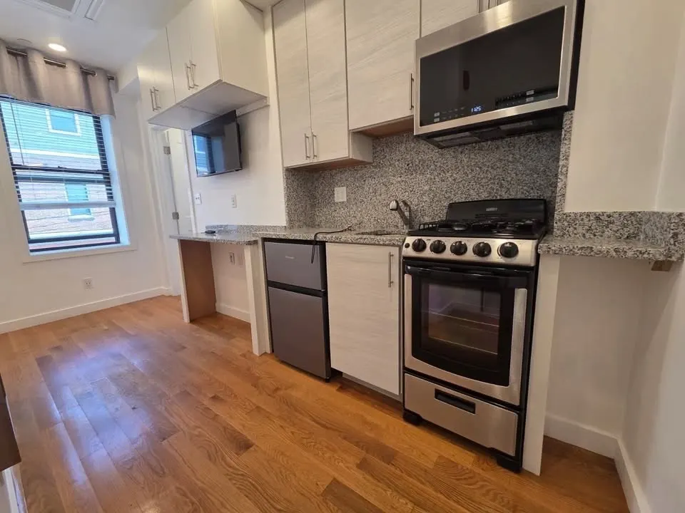 16 Fifth St #26, Chelsea