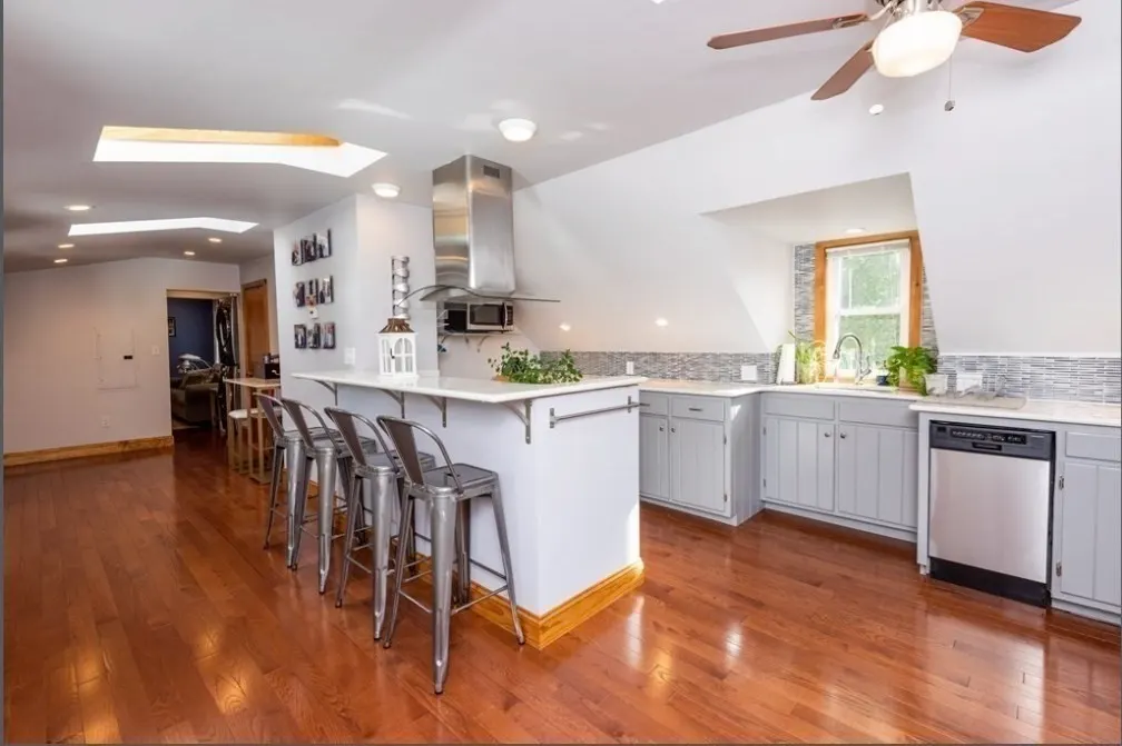 8 Auburn Court #2, Saugus