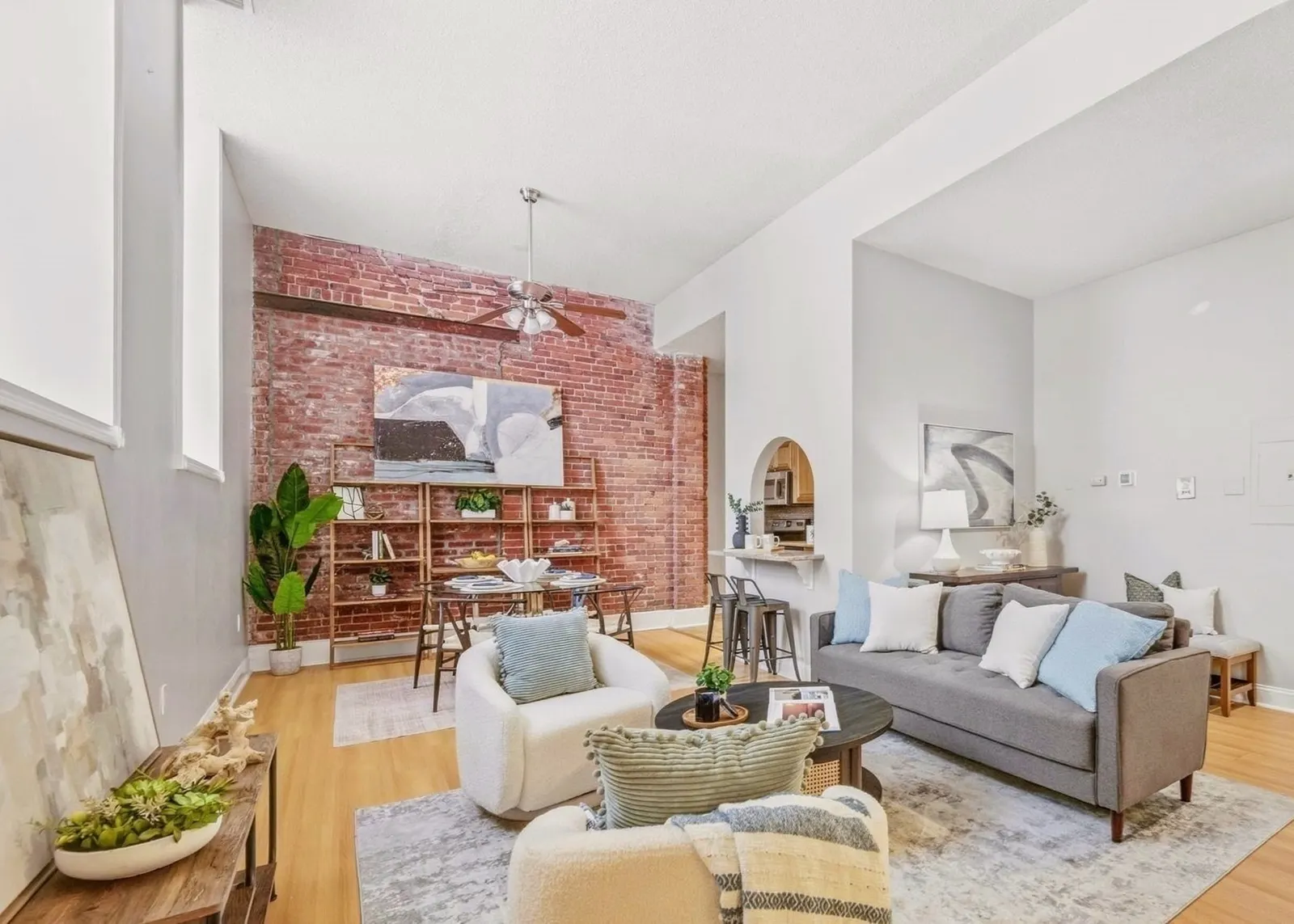 54 Forest St #212, Medford