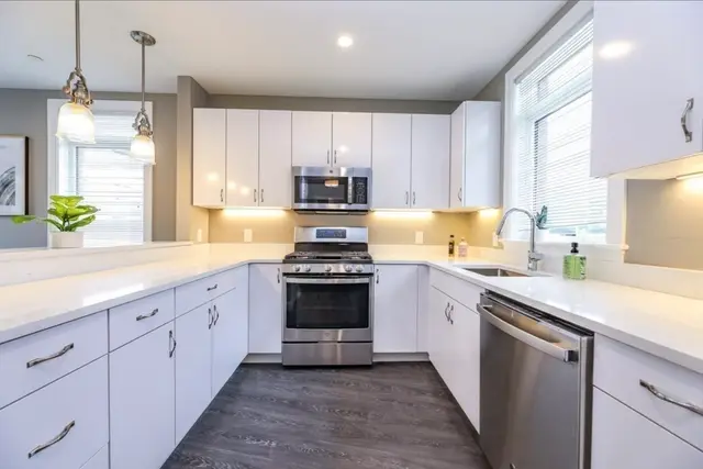 4945 Washington #107