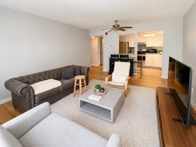 530 Vfw Parkway #201