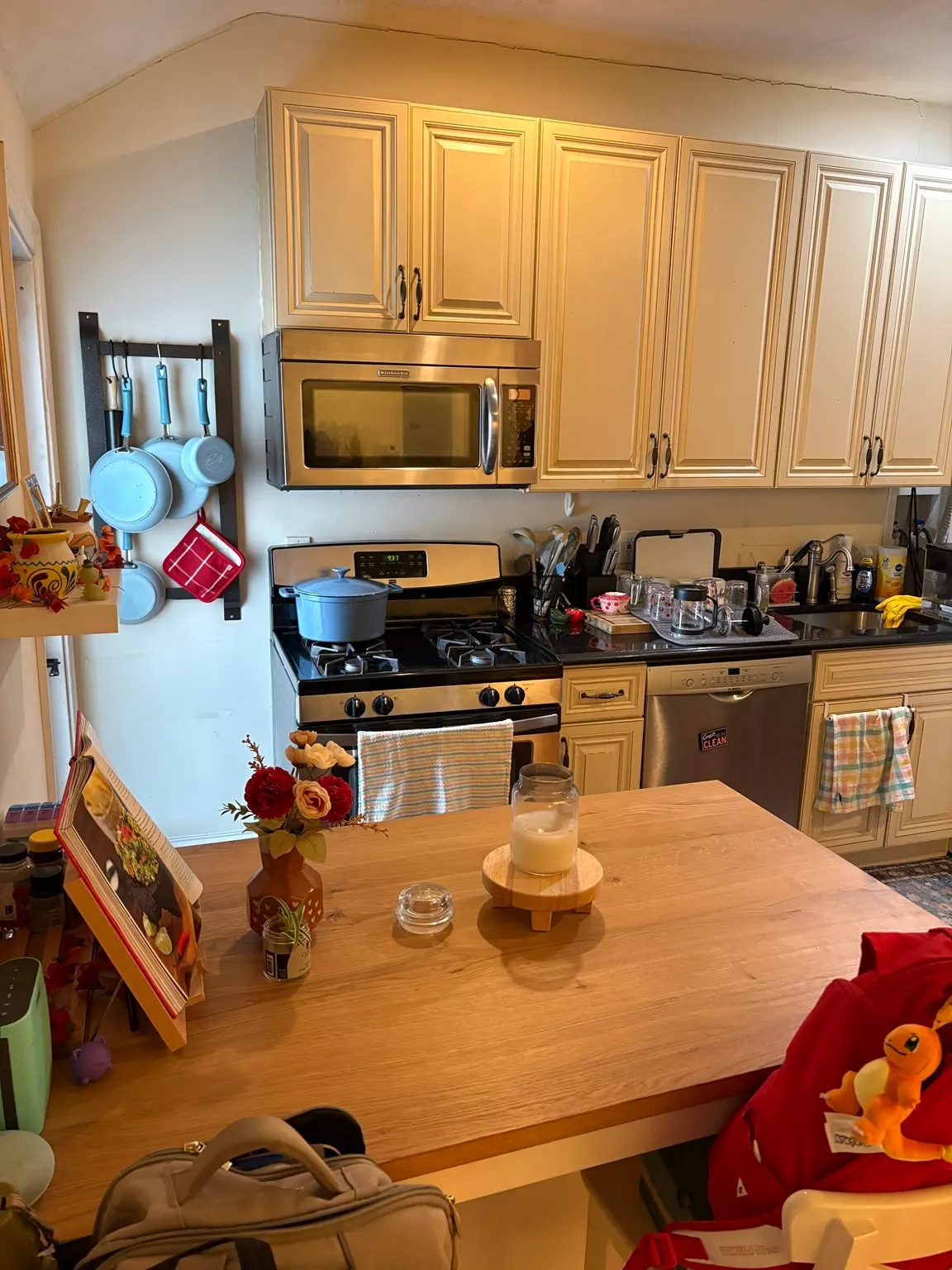 1672 Beacon St #3B, Brookline