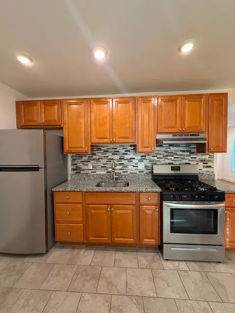 190 Main #3