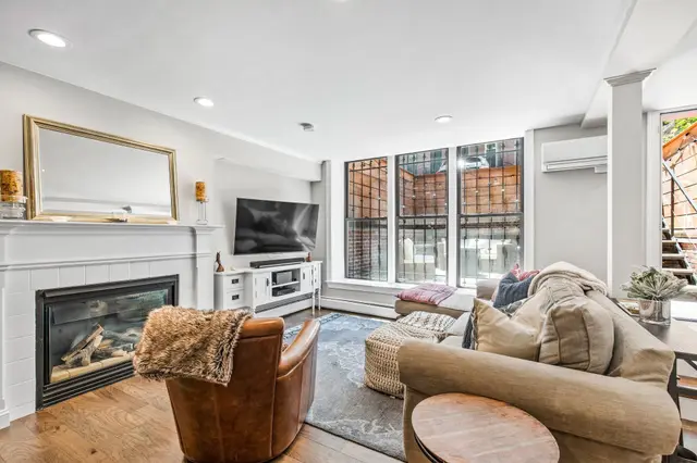 208 W Springfield St. #1