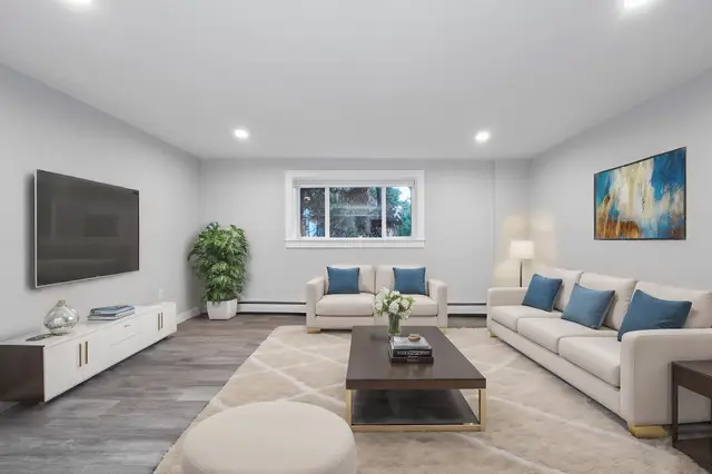 42 Bryon Rd #2