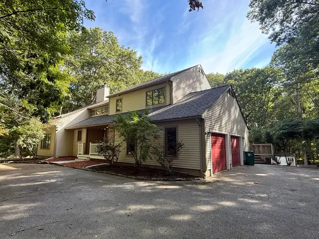 26 Trout Brook Lane