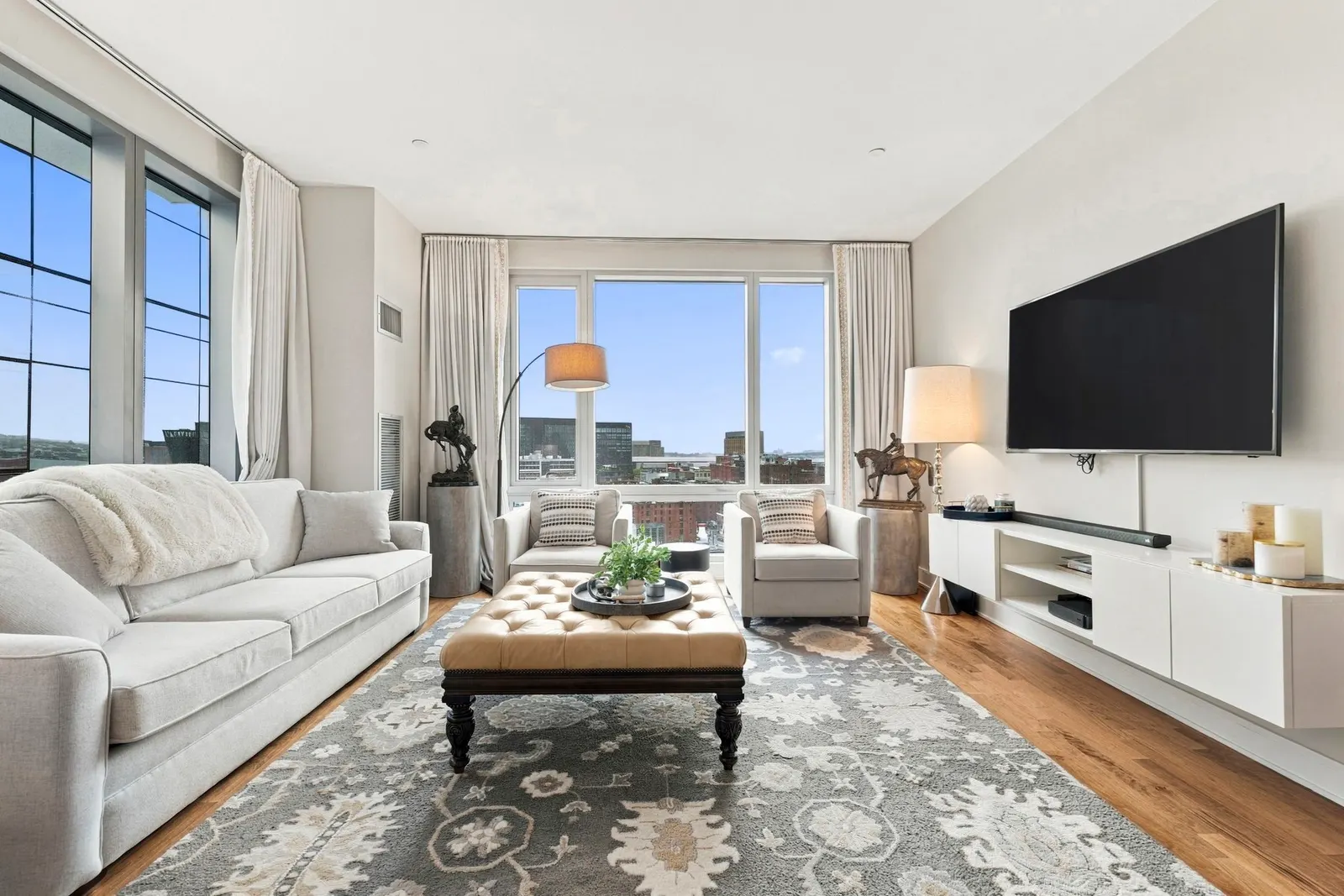 500 Atlantic Ave #15L, Boston