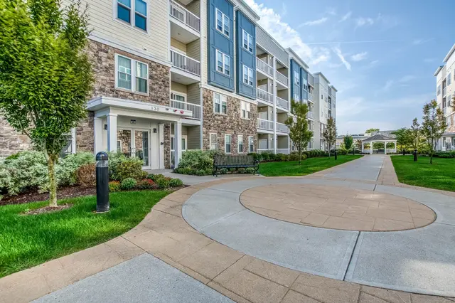 130 University Ave #1201