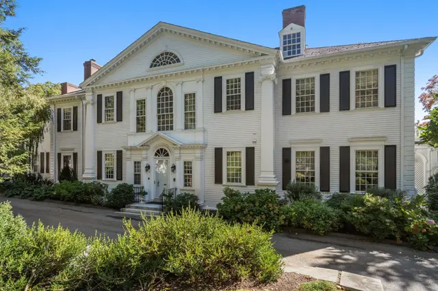 15 Catlin Road