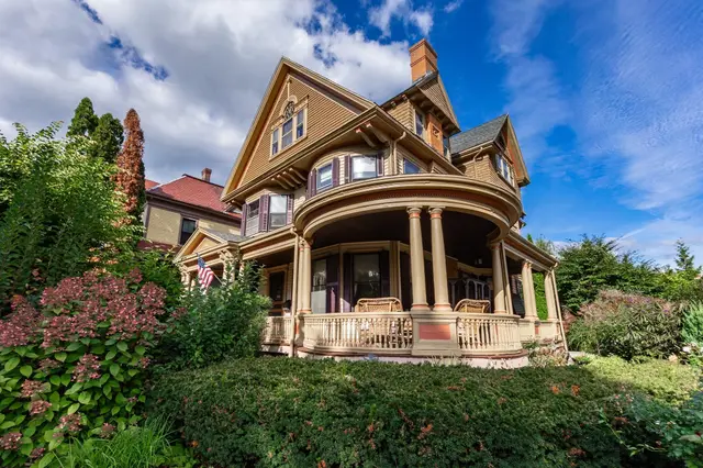 23 Prospect St