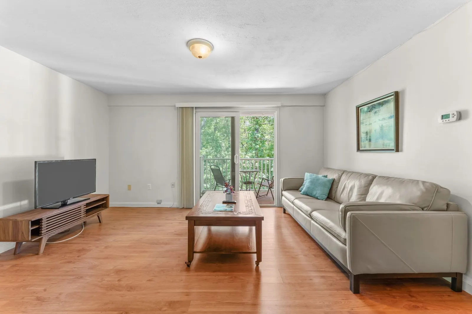 8 Post Oak Ln #20, Natick