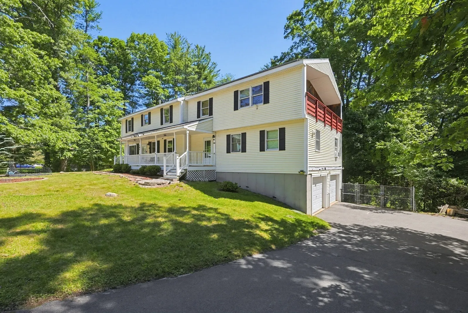 14 Terra Ln, Hudson