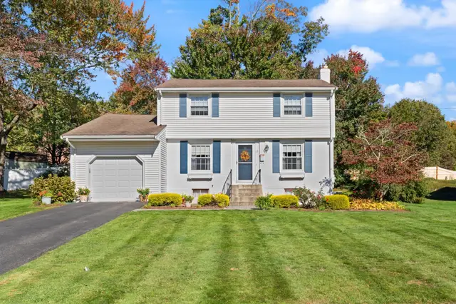 33 Arcadia Rd