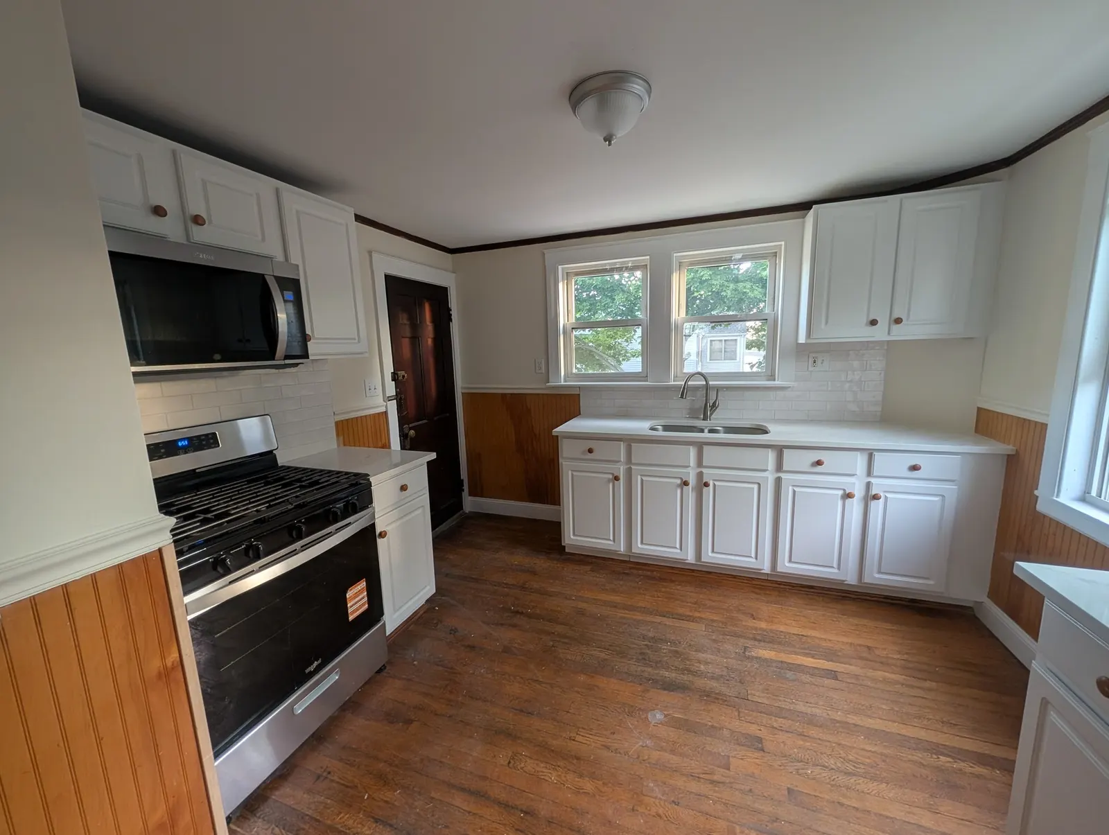 90 Lawn Ave #2, Quincy