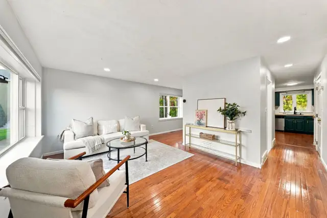 1713 Irving Rd #1713