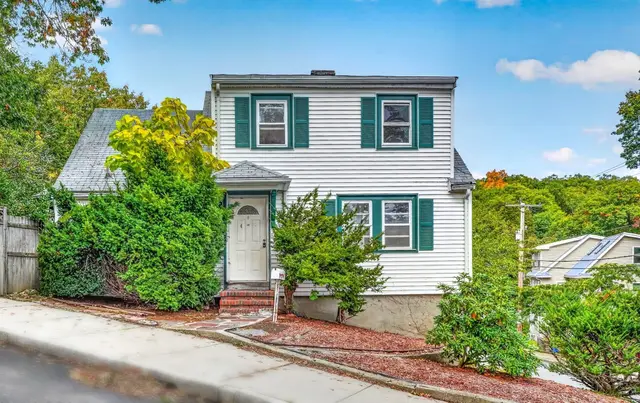 89 Dutton St