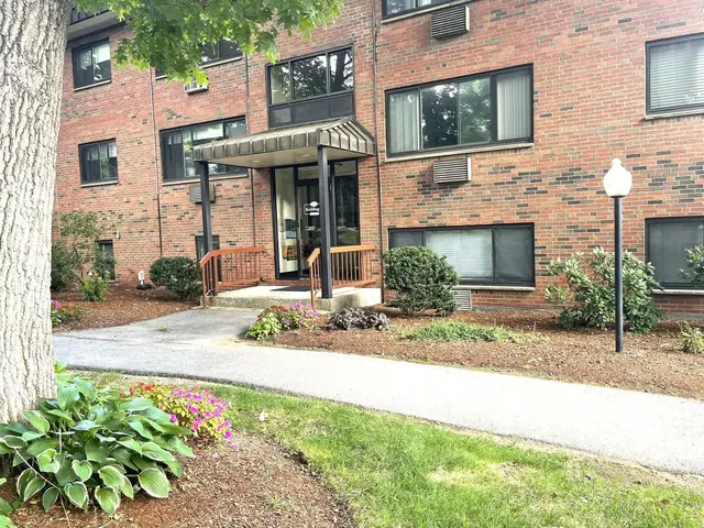 1323 Worcester Rd #E7