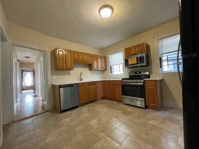 46 Neponset Ave #1