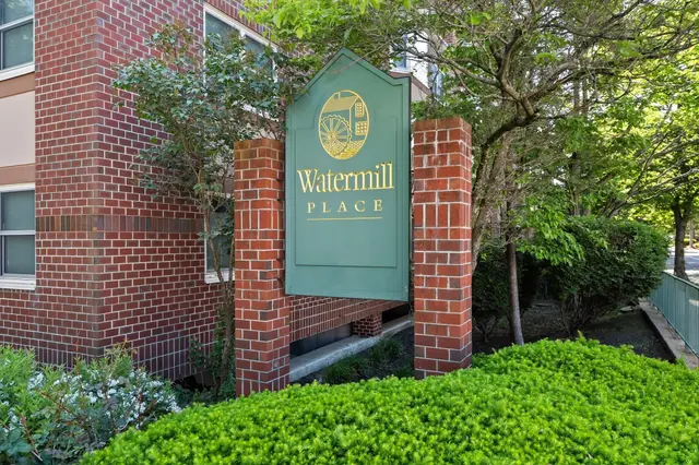 1 Watermill Pl #121