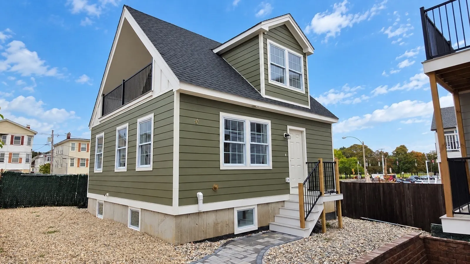 17 Macarthur Street #4, Somerville