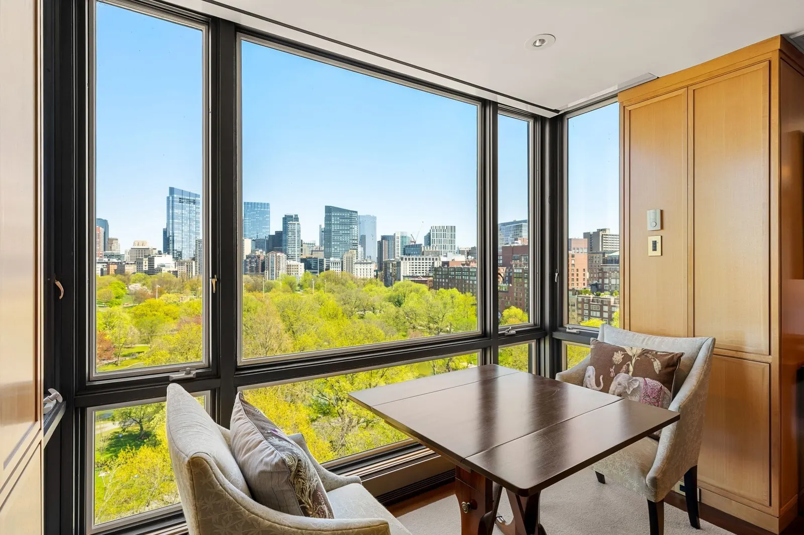 2 Commonwealth Ave #14-B, Boston