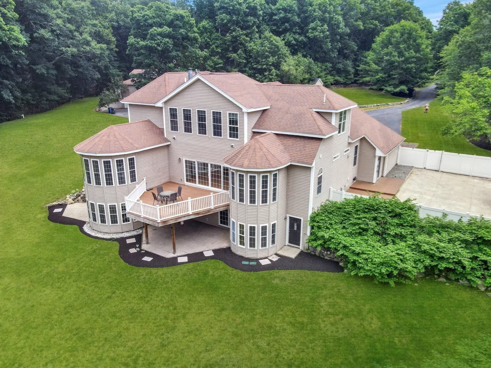 31 Cedar St, North Reading