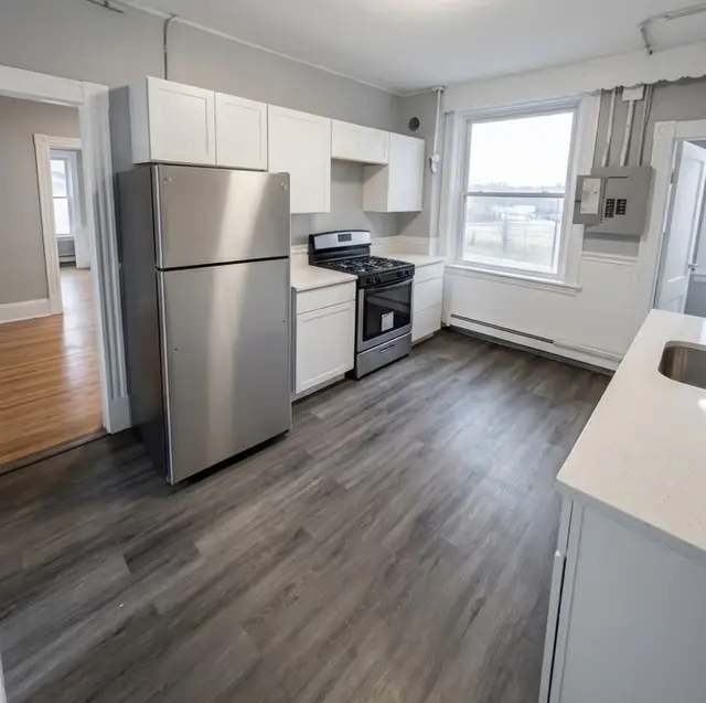 452 Hanover #201