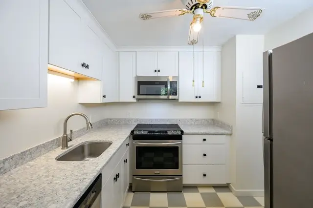 25 Woodsum Drive #7