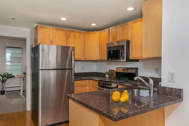 95 Second St #3