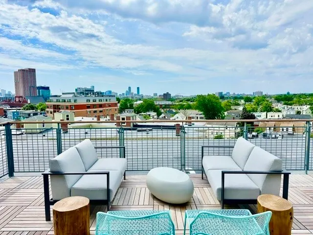 71 Bow St #302, Somerville