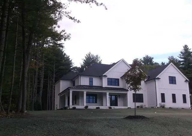 Lot 8 Pond View