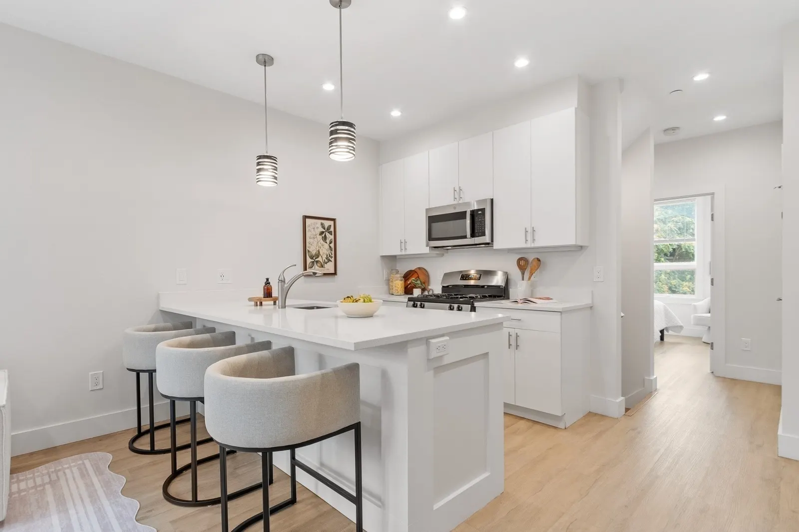 1246 Broadway #2, Somerville