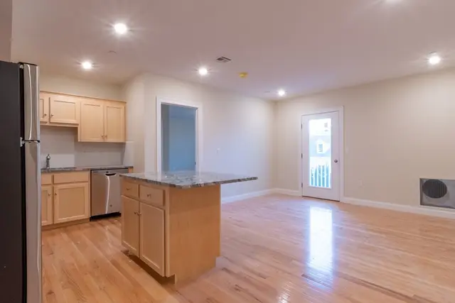 80 North Meadows Road #204