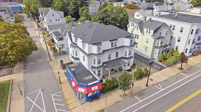 170 Main St