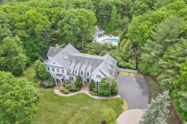 26 Woodridge Rd