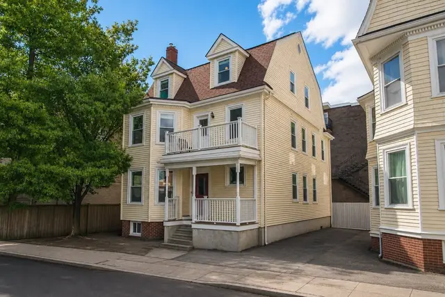 12 Saint Paul Street #3