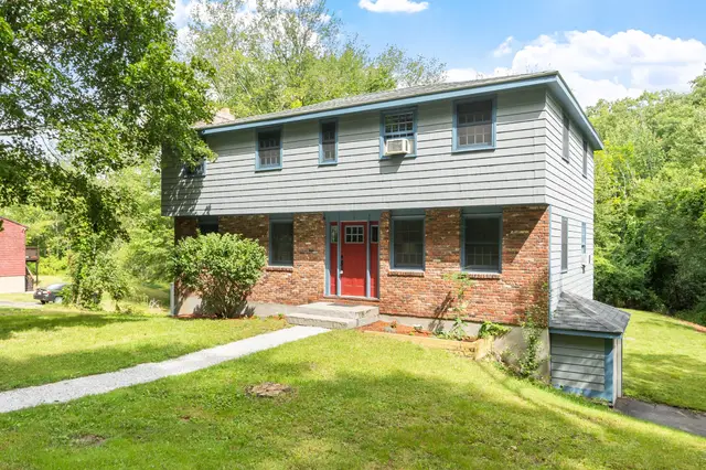 368 Hill Rd