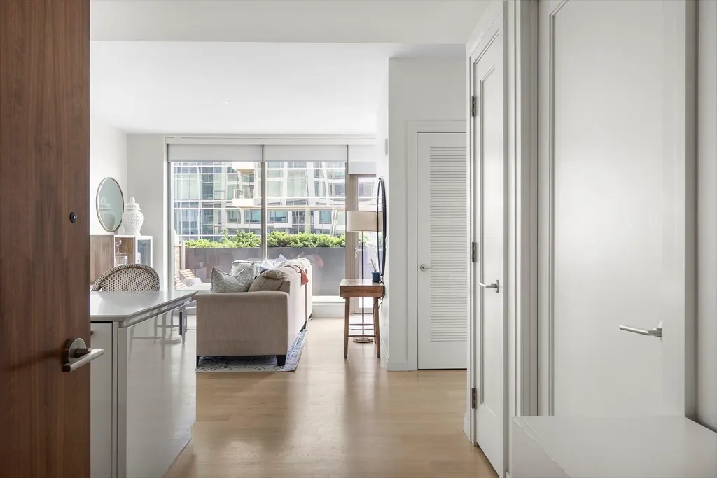 133 Seaport Blvd #520, Boston