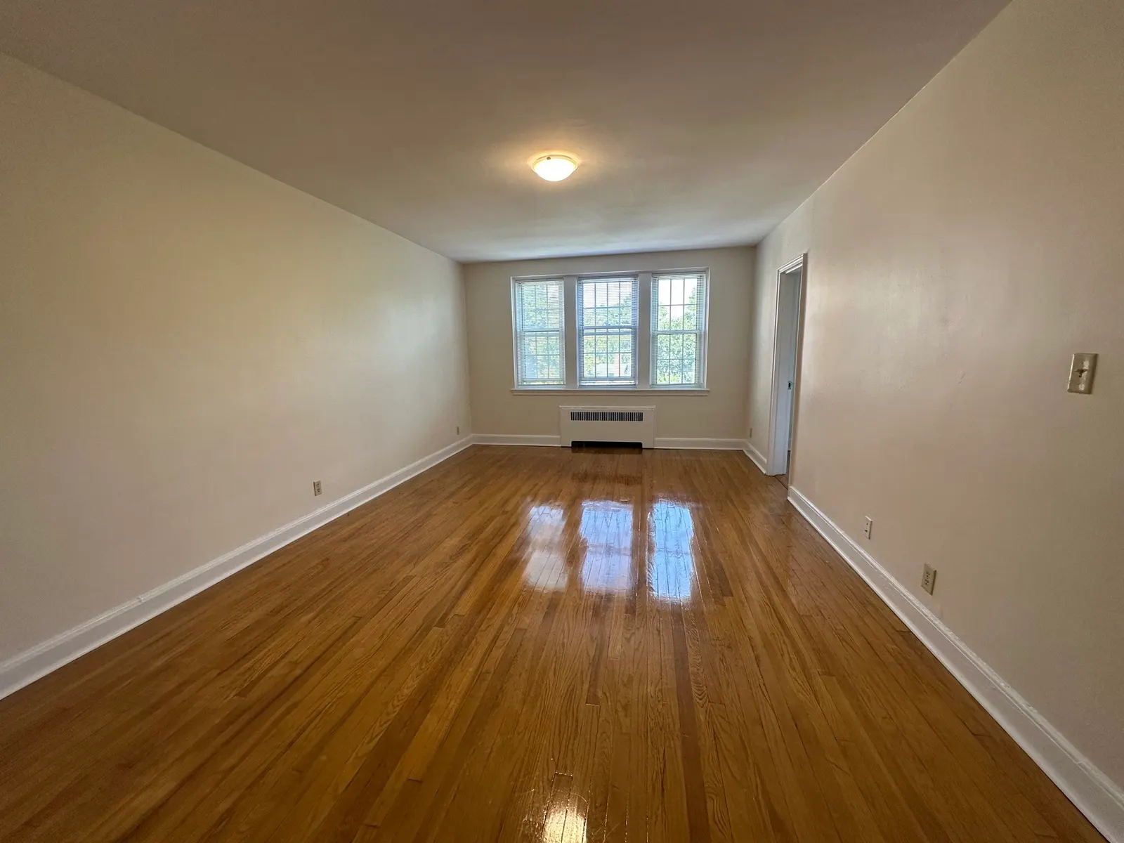 24 Concord Ave #308, Cambridge