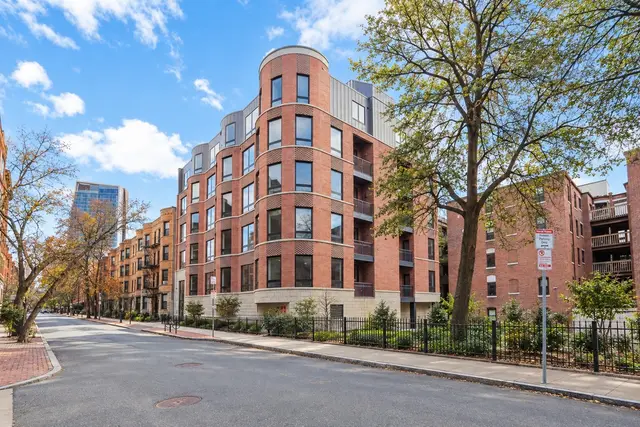 50 Symphony Rd #201