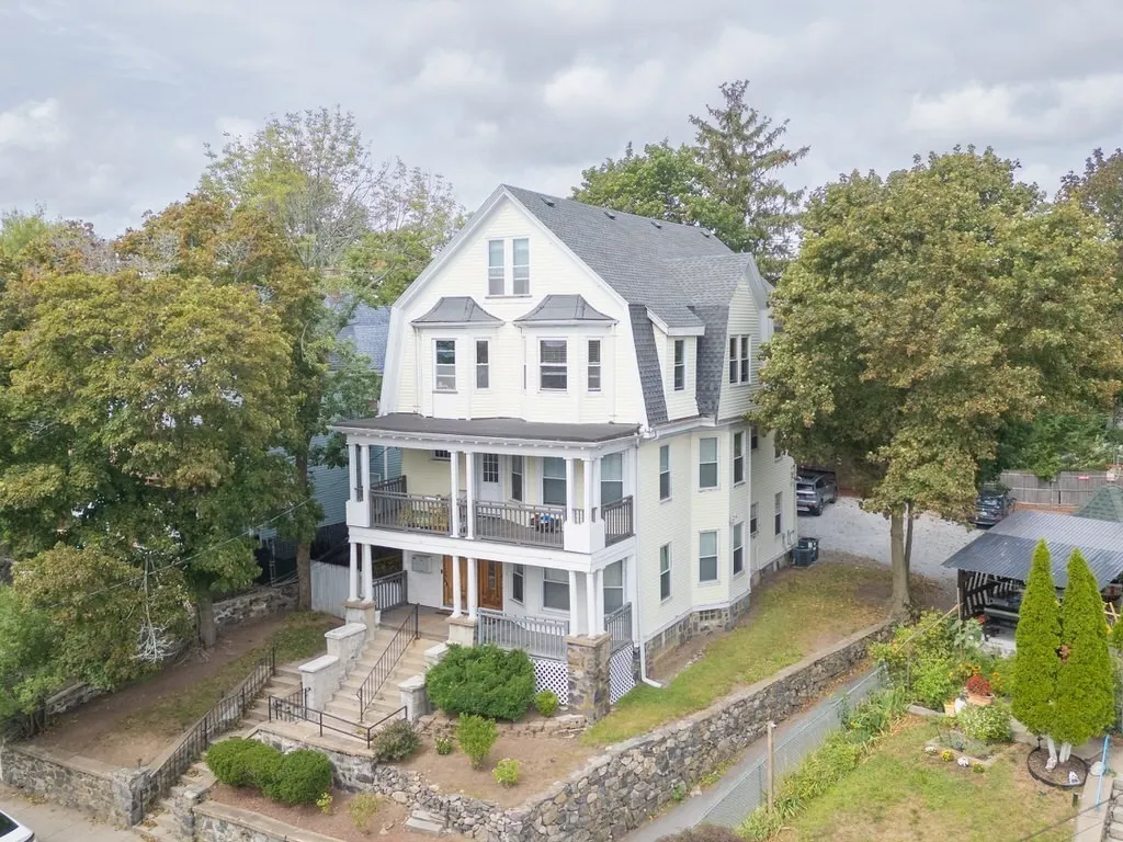 122-124 Beacon Hill Ave #1, Lynn