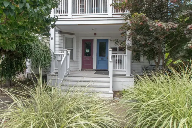 29 Leach St #3