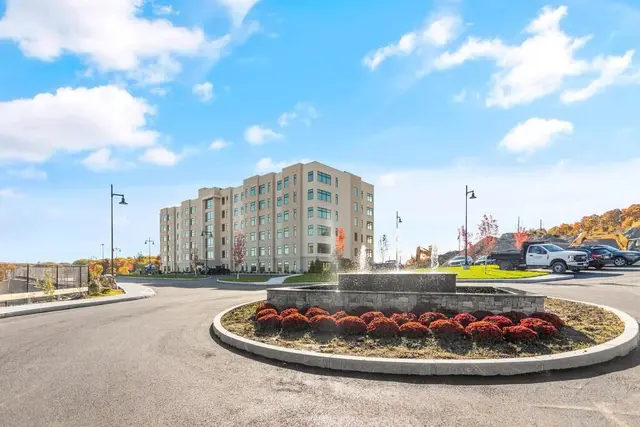 30 Collins Avenue #000