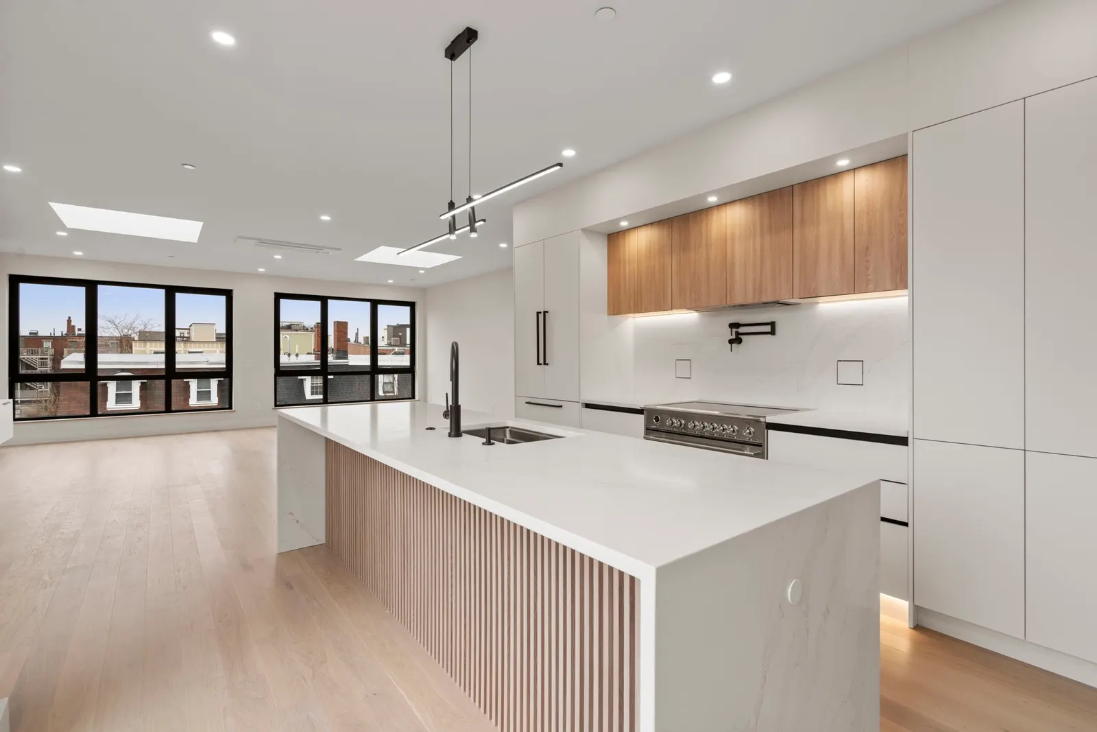 152 W Third #2, Boston